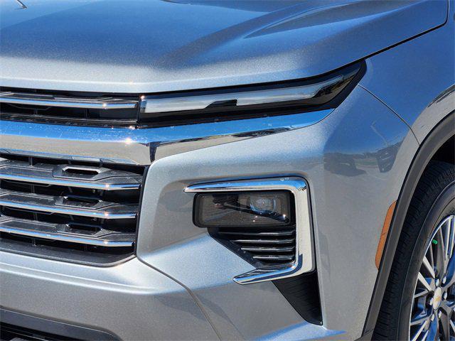new 2026 Chevrolet Traverse car, priced at $44,385