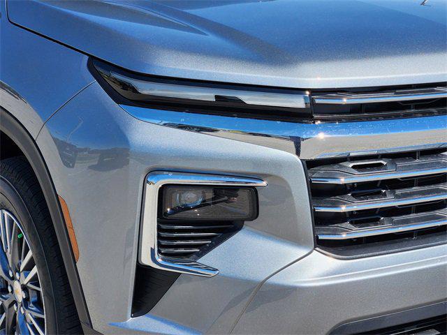 new 2026 Chevrolet Traverse car, priced at $44,385