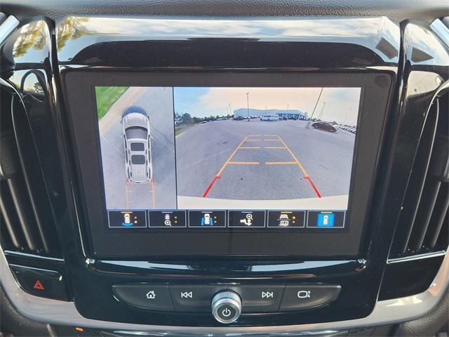 used 2022 Chevrolet Traverse car, priced at $35,500