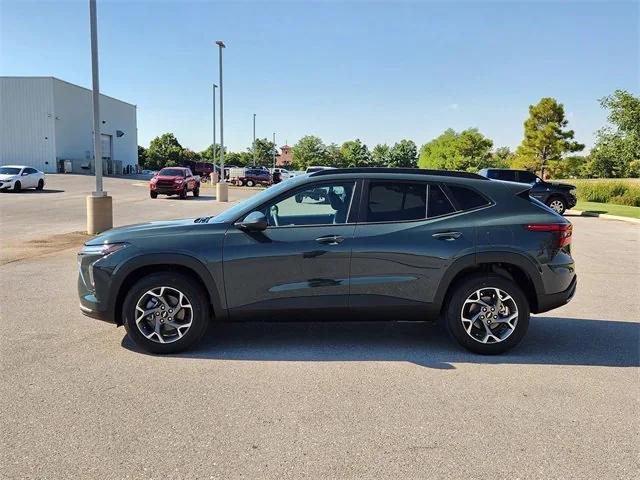 new 2025 Chevrolet Trax car, priced at $25,525