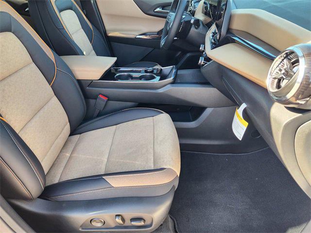 new 2026 Chevrolet Equinox car, priced at $34,185