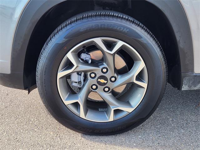 used 2025 Chevrolet Trax car, priced at $23,320