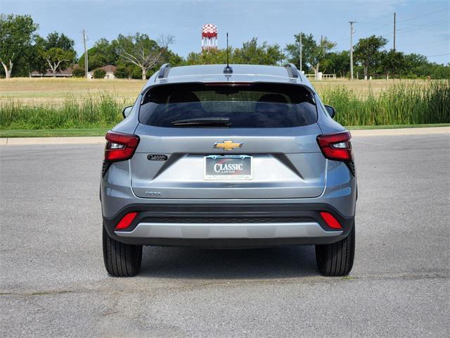 used 2025 Chevrolet Trax car, priced at $23,320
