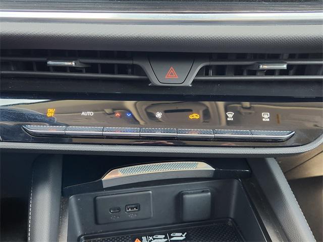 used 2024 Buick Envision car, priced at $25,585