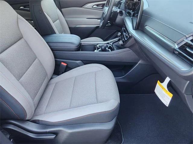 new 2026 Chevrolet Traverse car, priced at $42,735