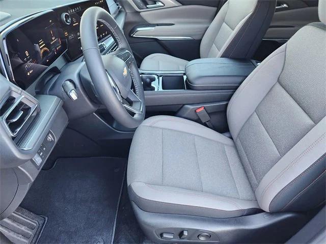 new 2026 Chevrolet Traverse car, priced at $42,735