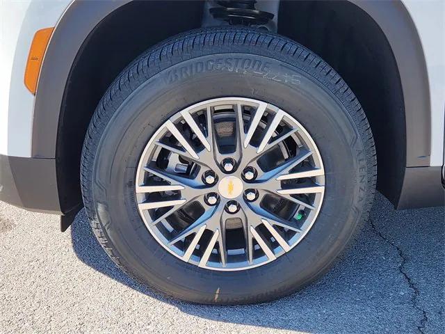 new 2026 Chevrolet Traverse car, priced at $42,735