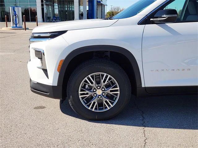new 2026 Chevrolet Traverse car, priced at $42,735