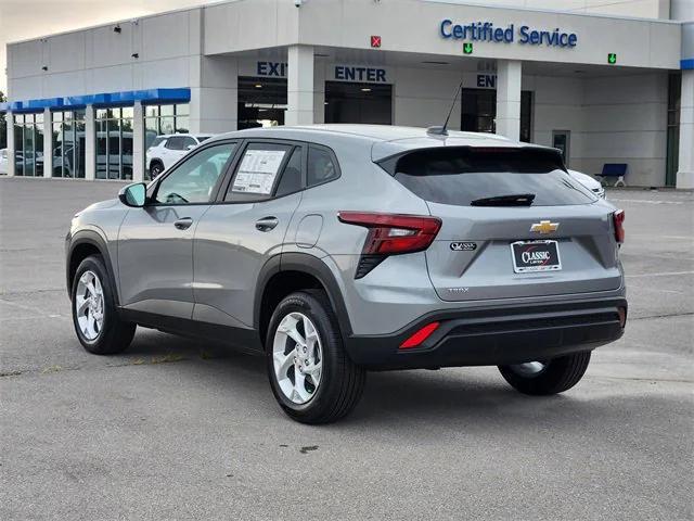 new 2025 Chevrolet Trax car, priced at $22,890