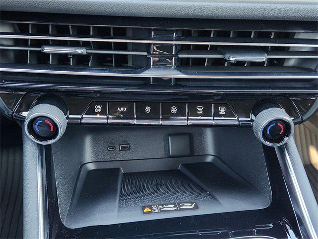 new 2026 Chevrolet Traverse car, priced at $46,130