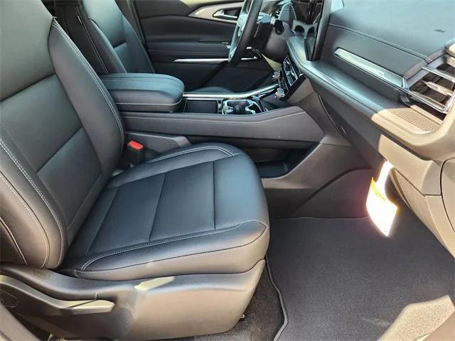 new 2026 Chevrolet Traverse car, priced at $43,695