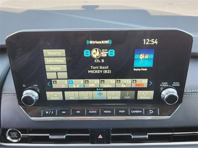 used 2024 Mitsubishi Outlander car, priced at $26,988