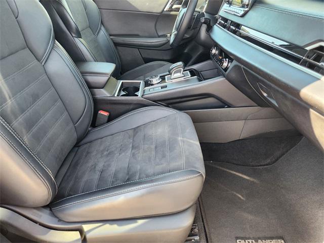 used 2024 Mitsubishi Outlander car, priced at $26,988