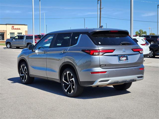used 2024 Mitsubishi Outlander car, priced at $26,988