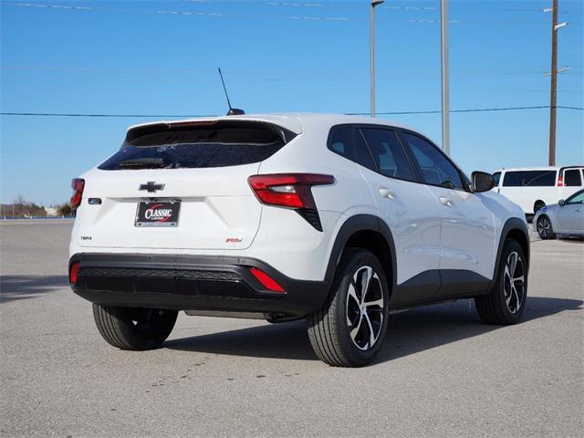 new 2025 Chevrolet Trax car