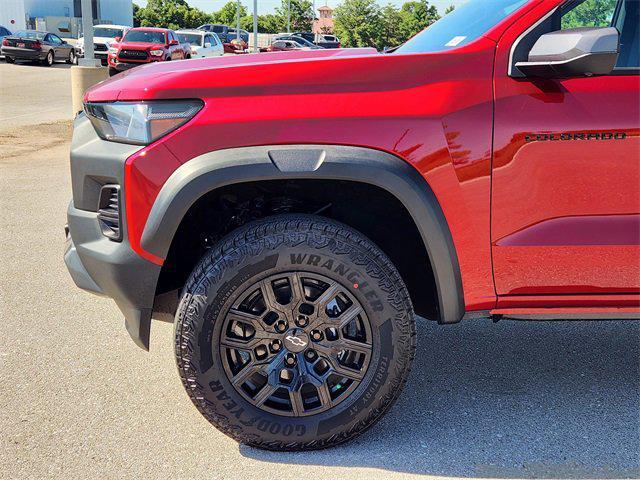 new 2025 Chevrolet Colorado car, priced at $44,260