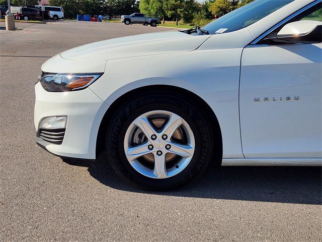 used 2020 Chevrolet Malibu car, priced at $14,988