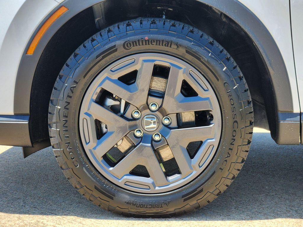 new 2026 Honda CR-V Hybrid car, priced at $38,609