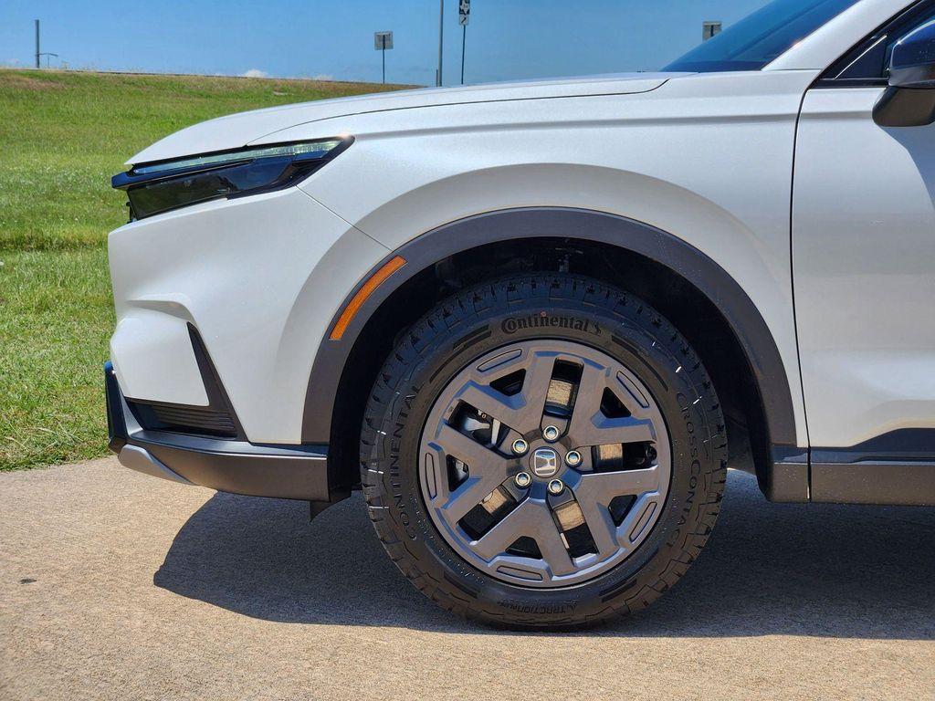 new 2026 Honda CR-V Hybrid car, priced at $38,609