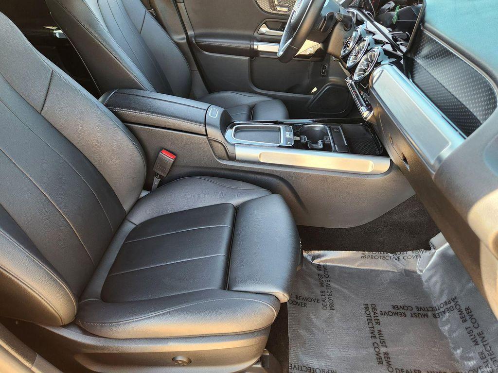 used 2024 Mercedes-Benz GLB 250 car, priced at $26,990