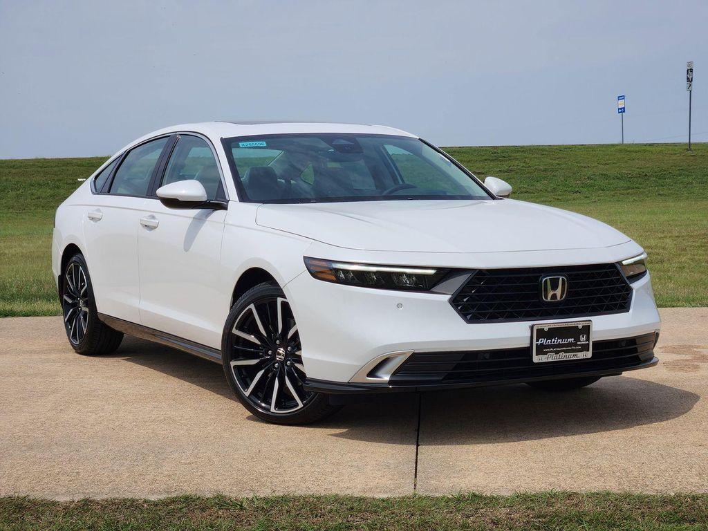 new 2025 Honda Accord Hybrid car, priced at $38,052