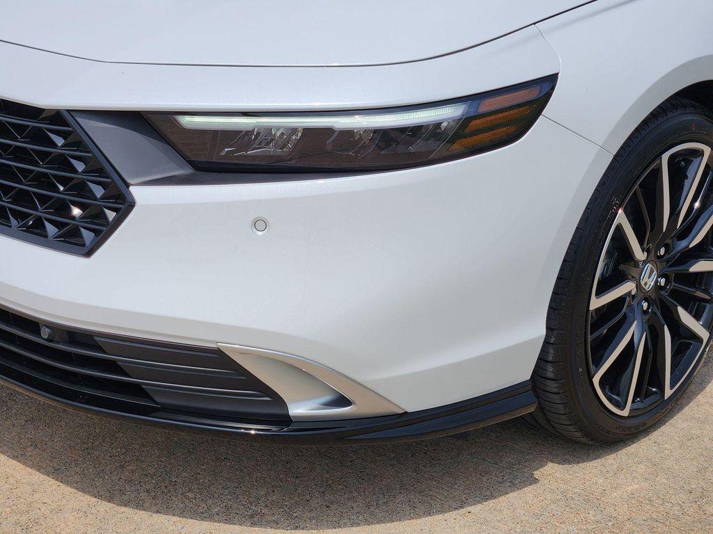 new 2025 Honda Accord Hybrid car, priced at $38,052