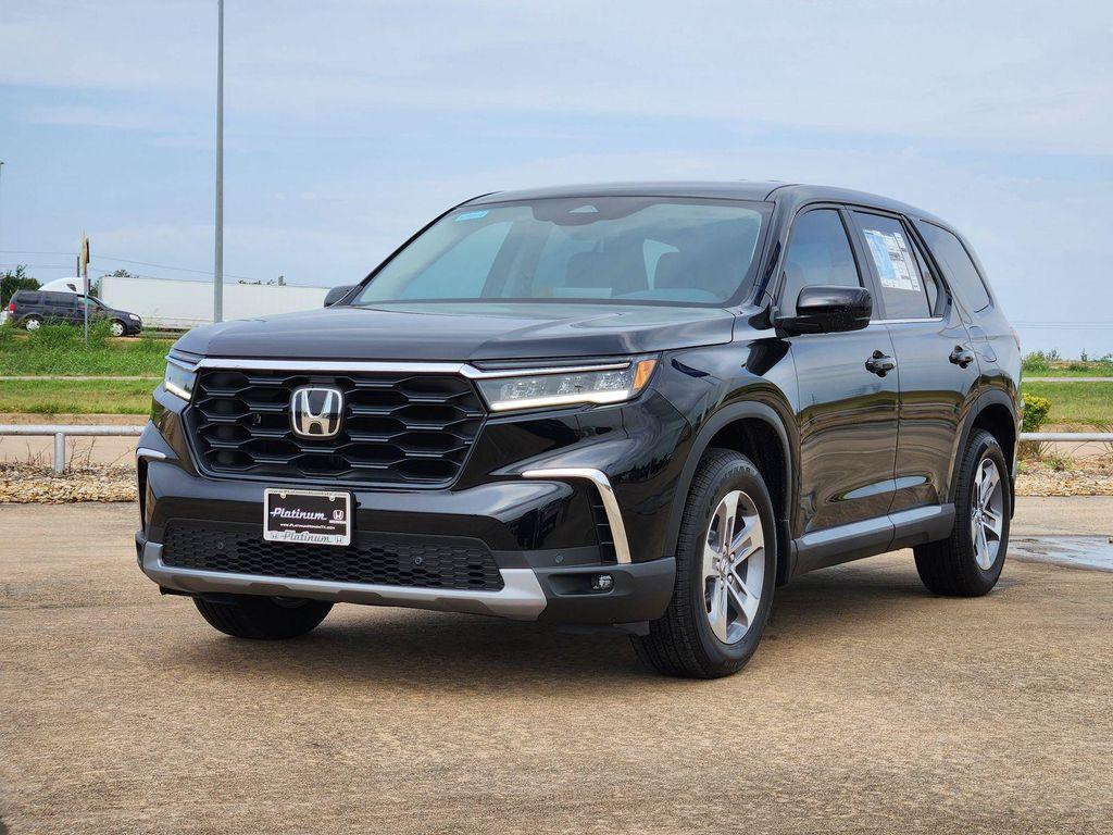 new 2025 Honda Pilot car, priced at $44,268