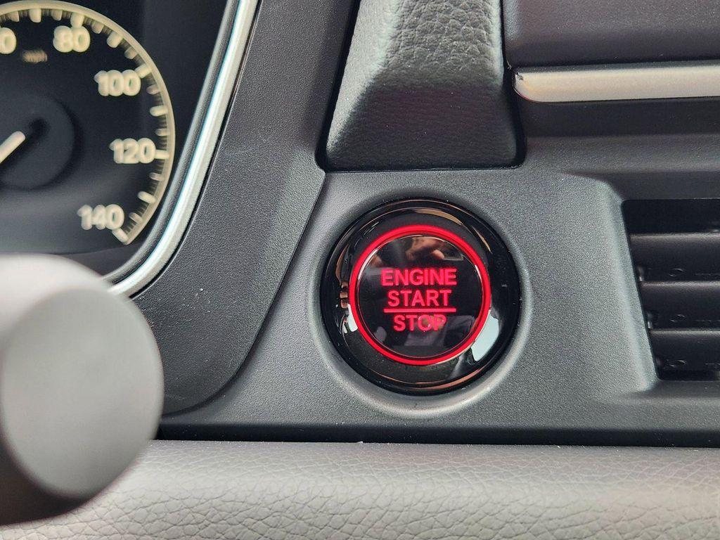 new 2025 Honda Pilot car, priced at $44,268