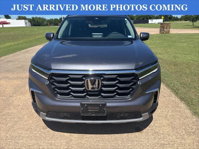 used 2025 Honda Pilot car, priced at $42,782