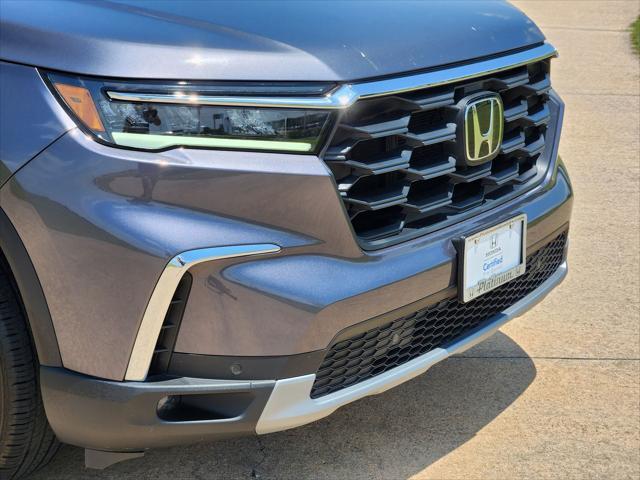 used 2025 Honda Pilot car, priced at $40,295