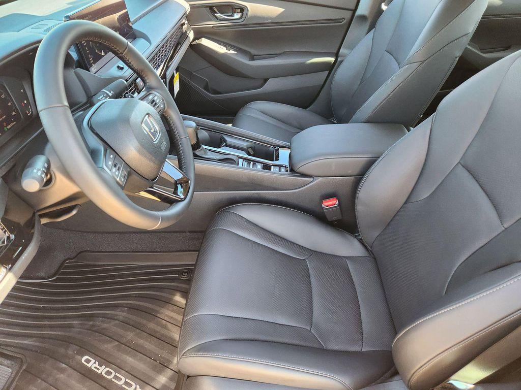new 2025 Honda Accord Hybrid car, priced at $34,318