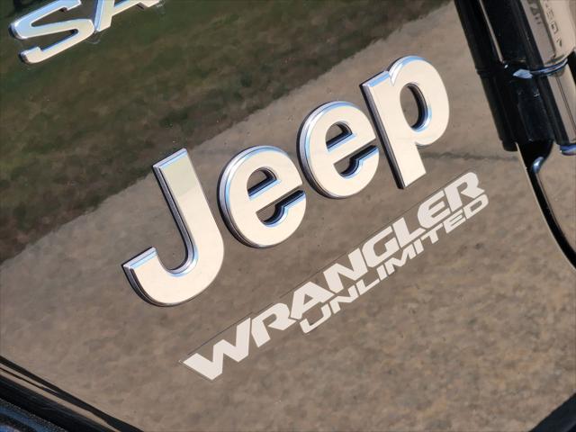 used 2022 Jeep Wrangler Unlimited car, priced at $34,991