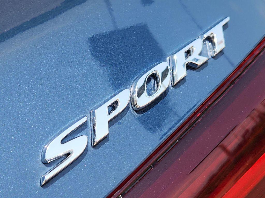 new 2025 Honda Civic Hybrid car, priced at $29,173