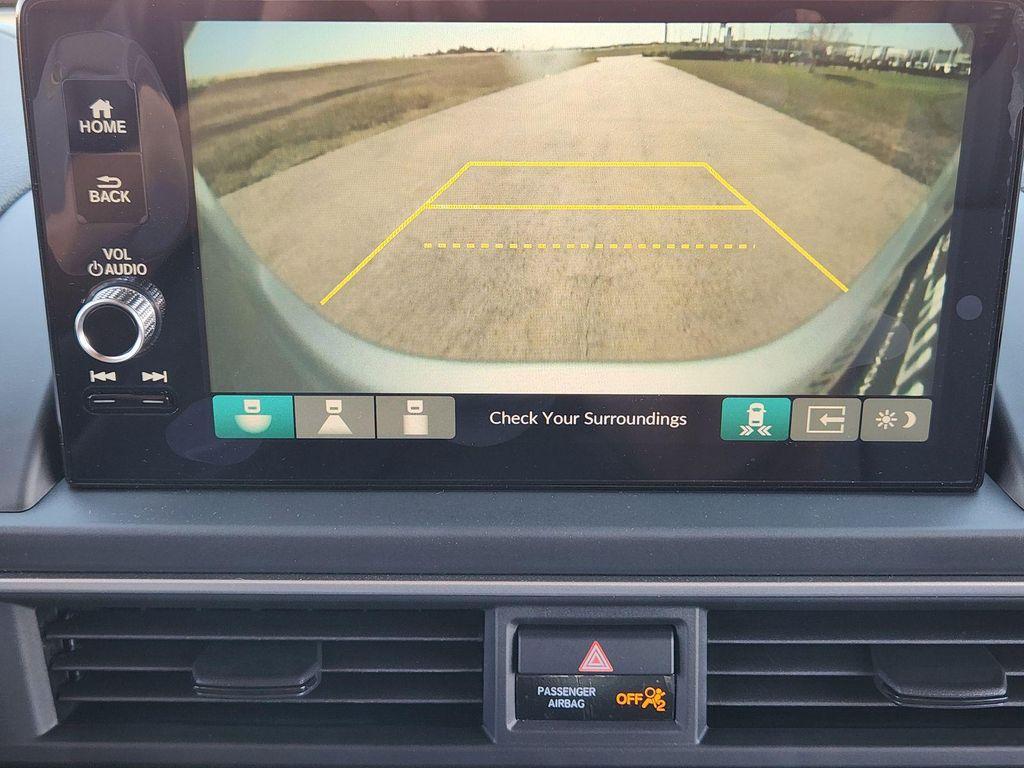 new 2025 Honda Pilot car, priced at $47,276