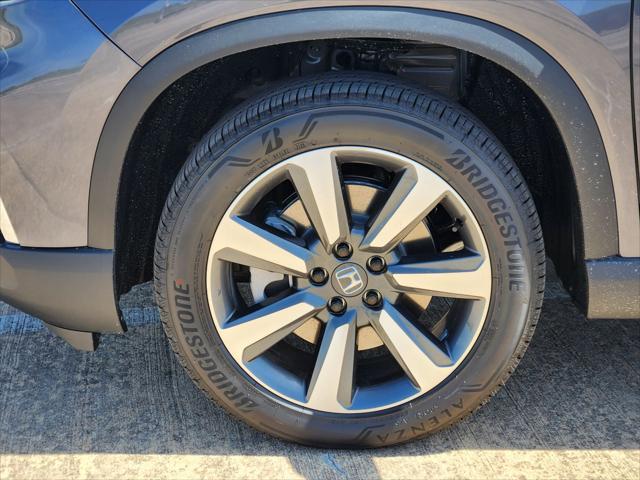 new 2025 Honda Pilot car, priced at $51,699