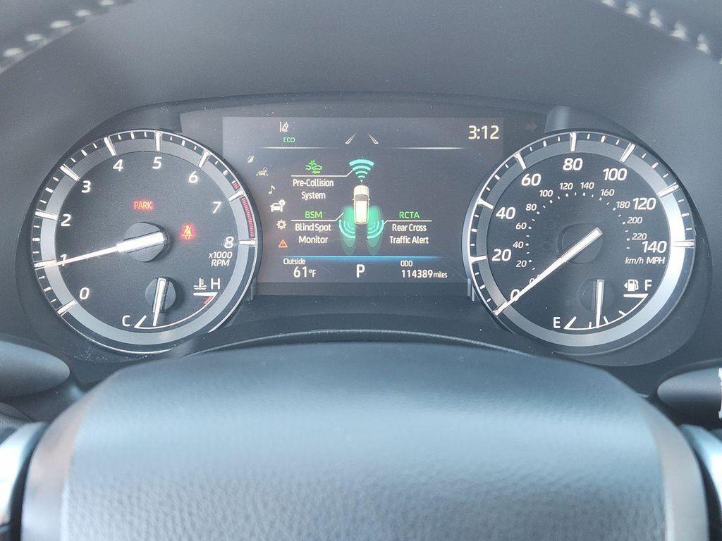 used 2021 Toyota Highlander car, priced at $23,247