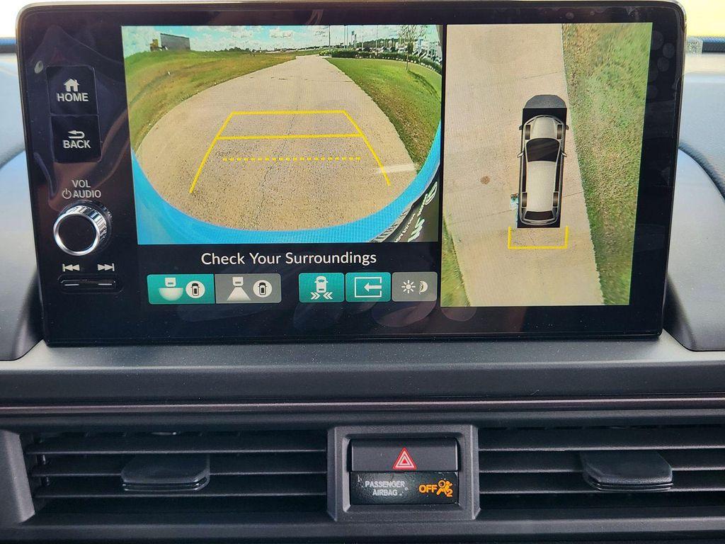 new 2025 Honda Pilot car, priced at $48,259