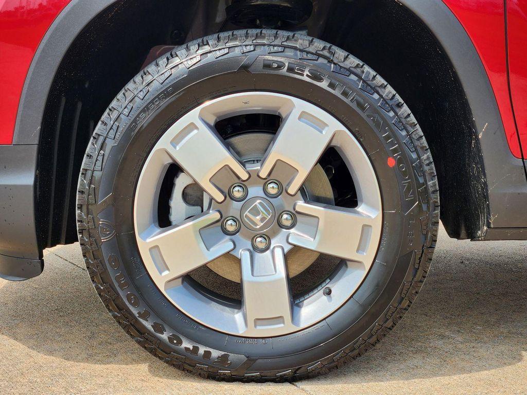 new 2025 Honda Ridgeline car, priced at $39,692