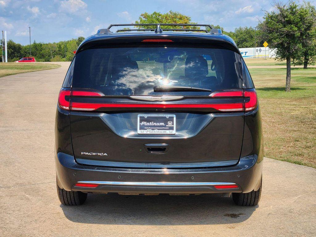 used 2021 Chrysler Pacifica car, priced at $17,337