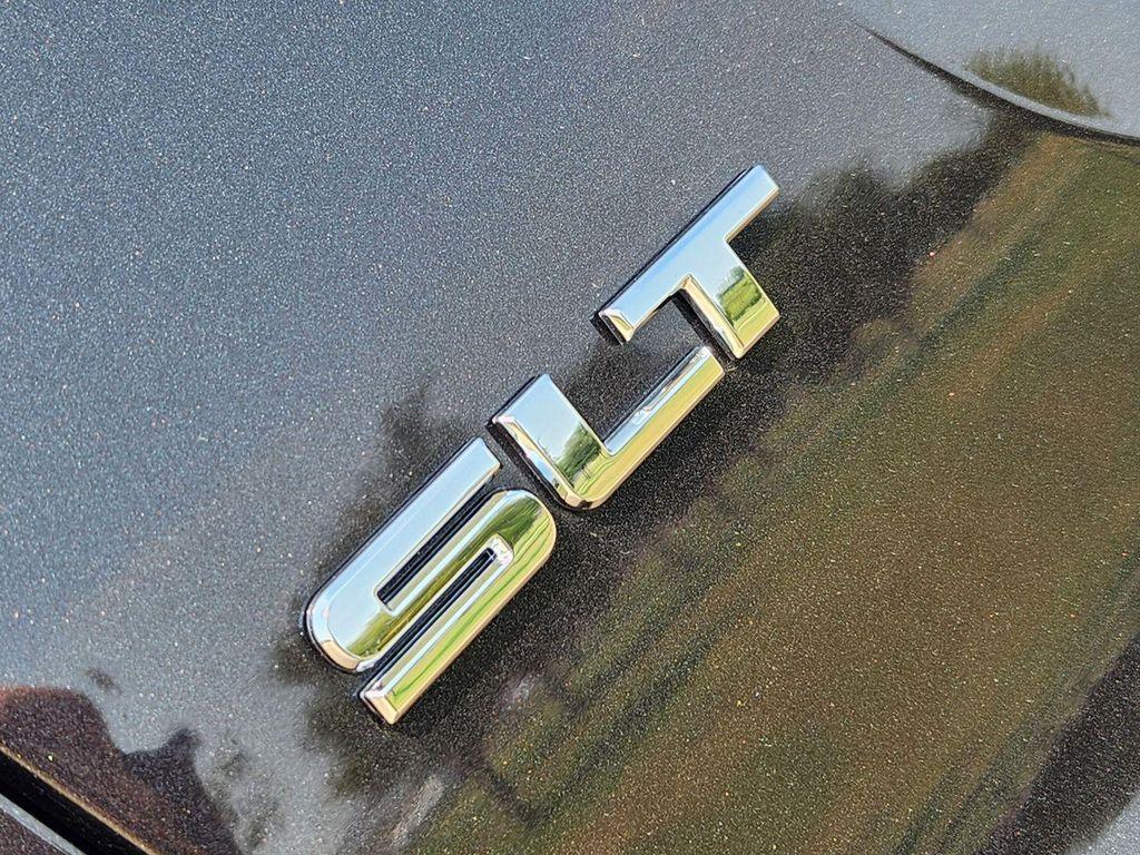 used 2019 GMC Acadia car, priced at $17,241