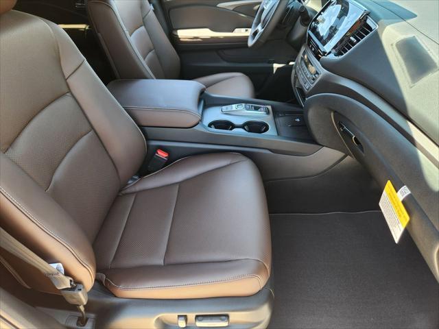 new 2025 Honda Ridgeline car, priced at $42,192