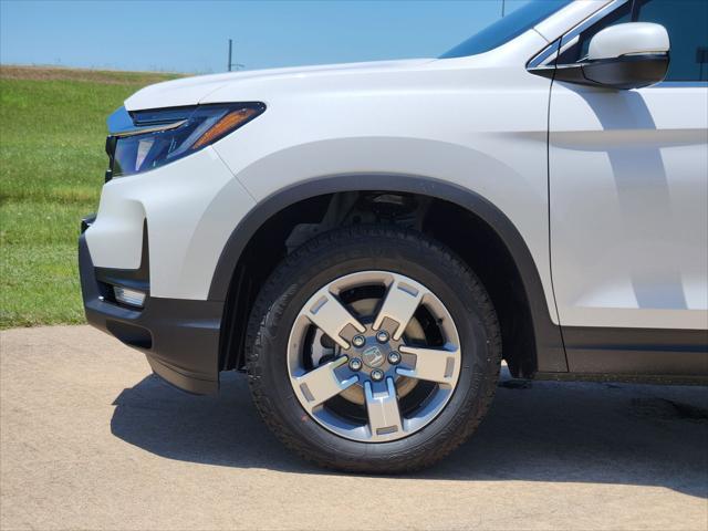 new 2025 Honda Ridgeline car, priced at $42,192