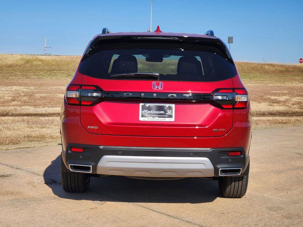 new 2025 Honda Pilot car, priced at $49,149