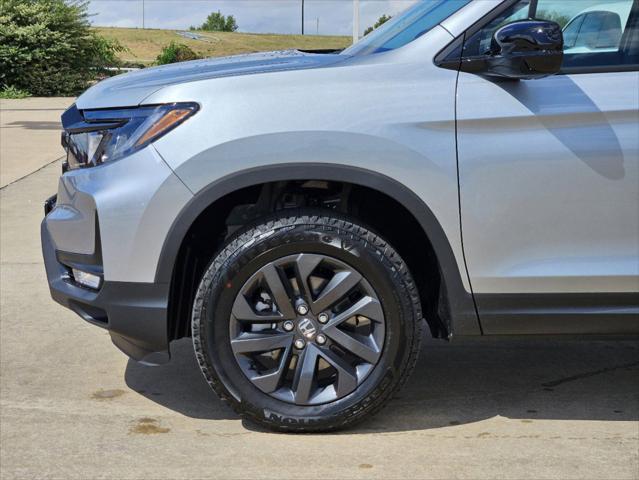 new 2025 Honda Ridgeline car, priced at $40,067