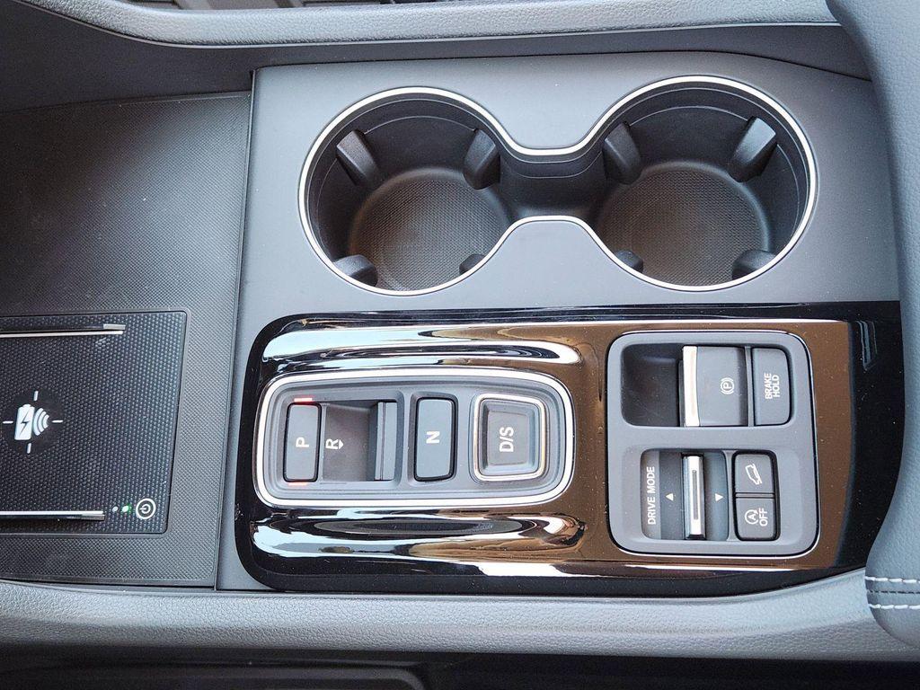 new 2025 Honda Pilot car, priced at $44,695