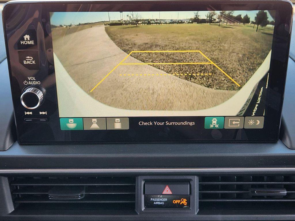 new 2025 Honda Pilot car, priced at $44,695