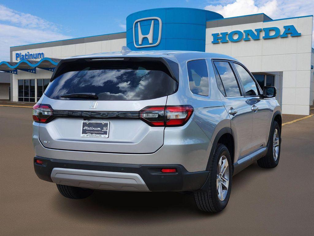 new 2025 Honda Pilot car, priced at $44,268