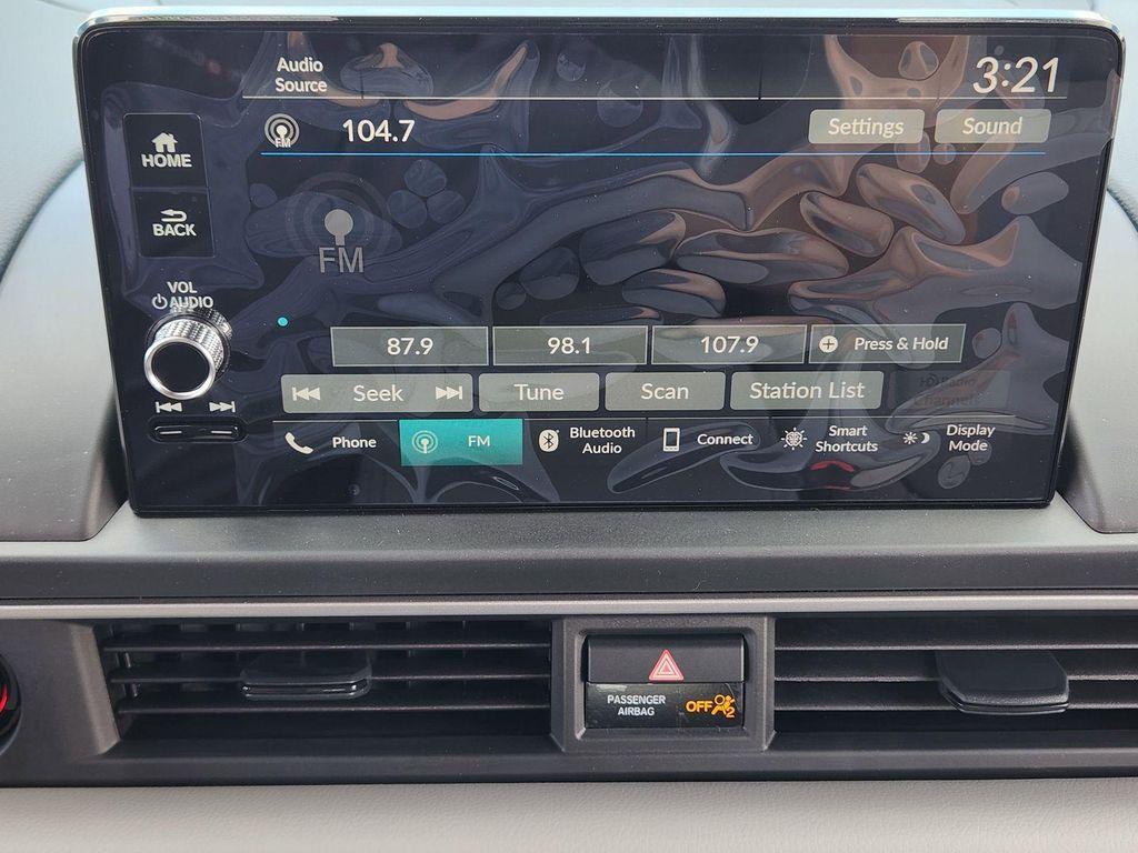 new 2025 Honda Pilot car, priced at $44,268