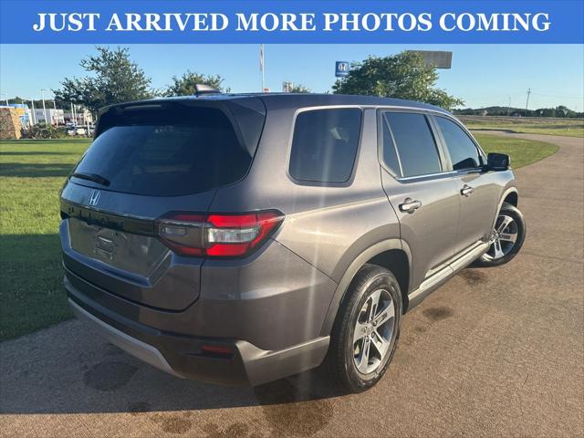 used 2023 Honda Pilot car, priced at $35,688