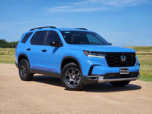 new 2025 Honda Pilot car, priced at $49,064